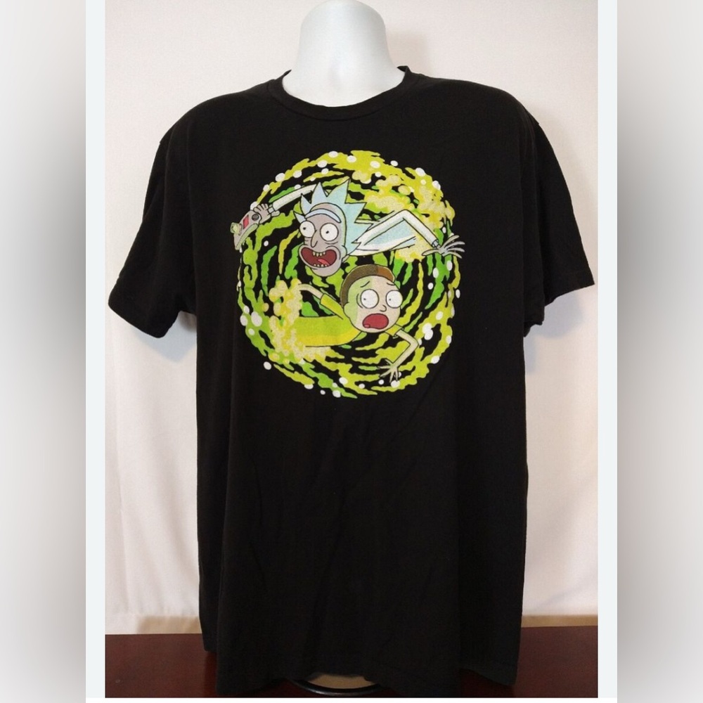 Hot topic Adult Swim Mens Blue Graphic T Shirt - Rick and Morty - Size M